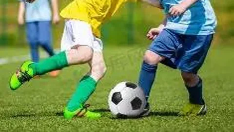 跨越欧陆：柏林、巴黎、伦敦🇪🇺 G2 ESPORTS X WORLDS 2025 🇪🇺队服全球首发，使用优惠码【WORLDS】即可立减111元